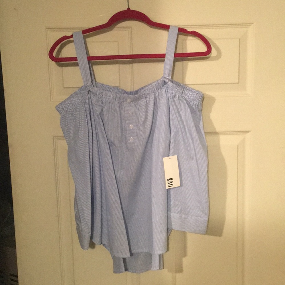 Cute shirt for the flirty trendy girl!